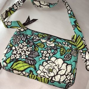 Amazing Vera Bradley SOLD